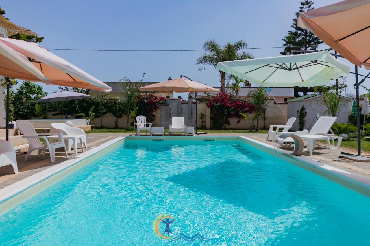 Villa Leonardo San Foca - Room, Pool & Restaurant Eksteriør billede